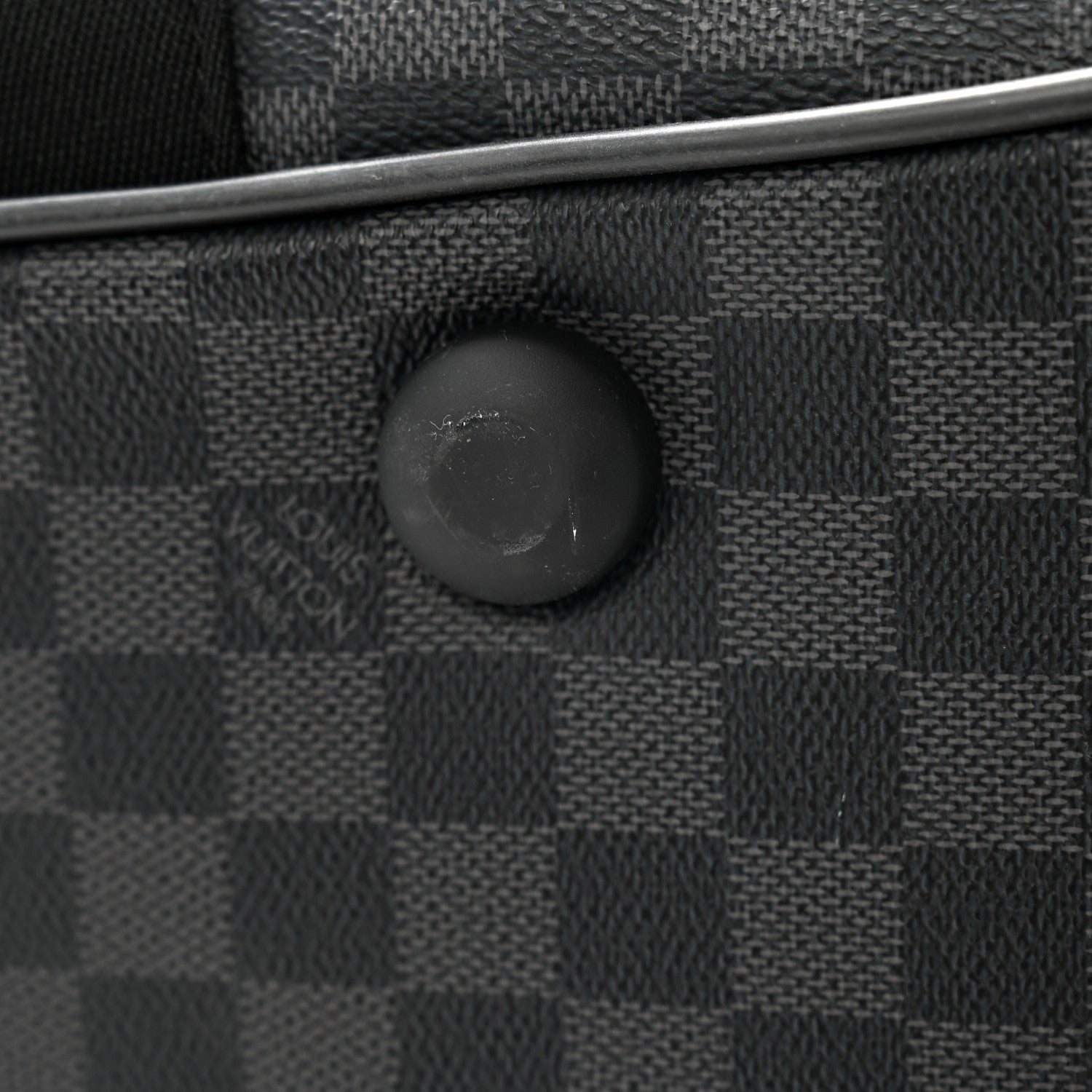 Louis Vuitton Damier Graphite Neo Eole 65 11 of 15