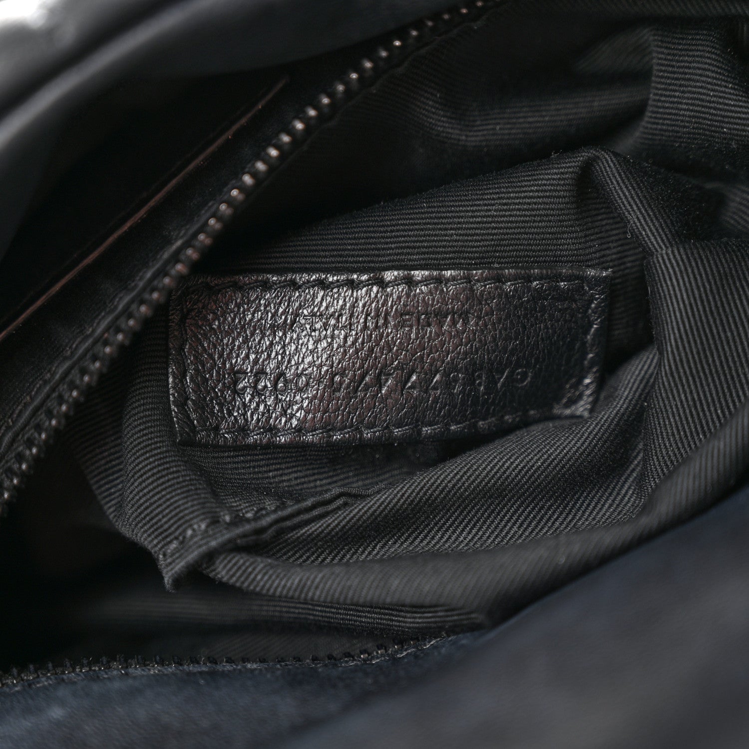 Saint Laurent Lambskin Quilted Monogram Monochrome Medium Loulou Puffer Chain Satchel Black 8 of 18