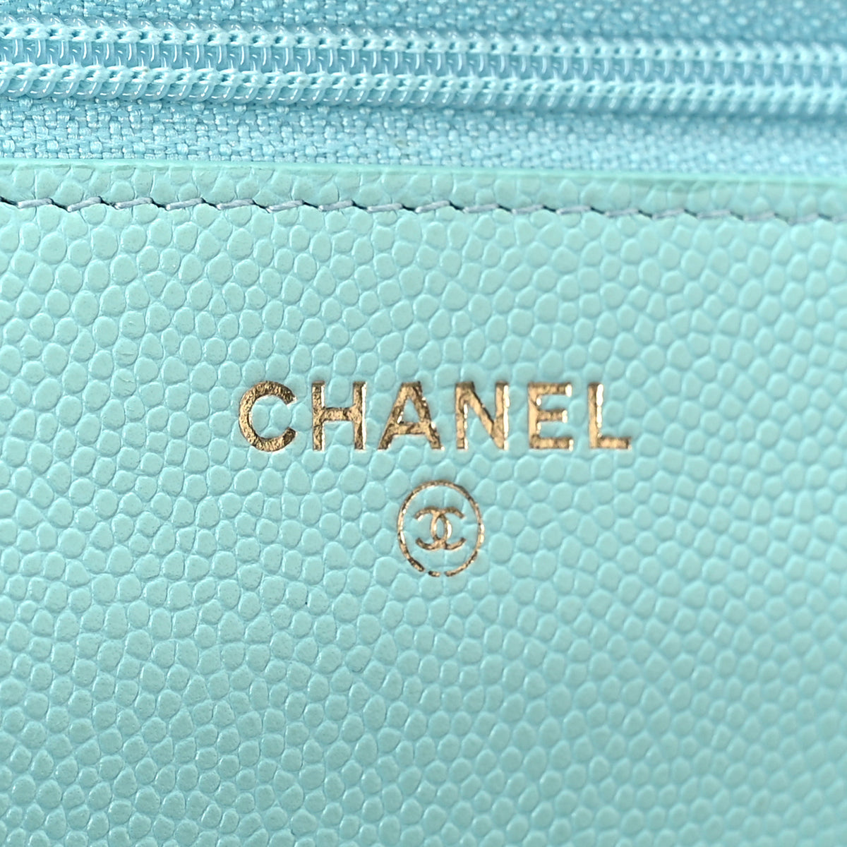 Caviar Quilted Wallet On Chain WOC Turquoise