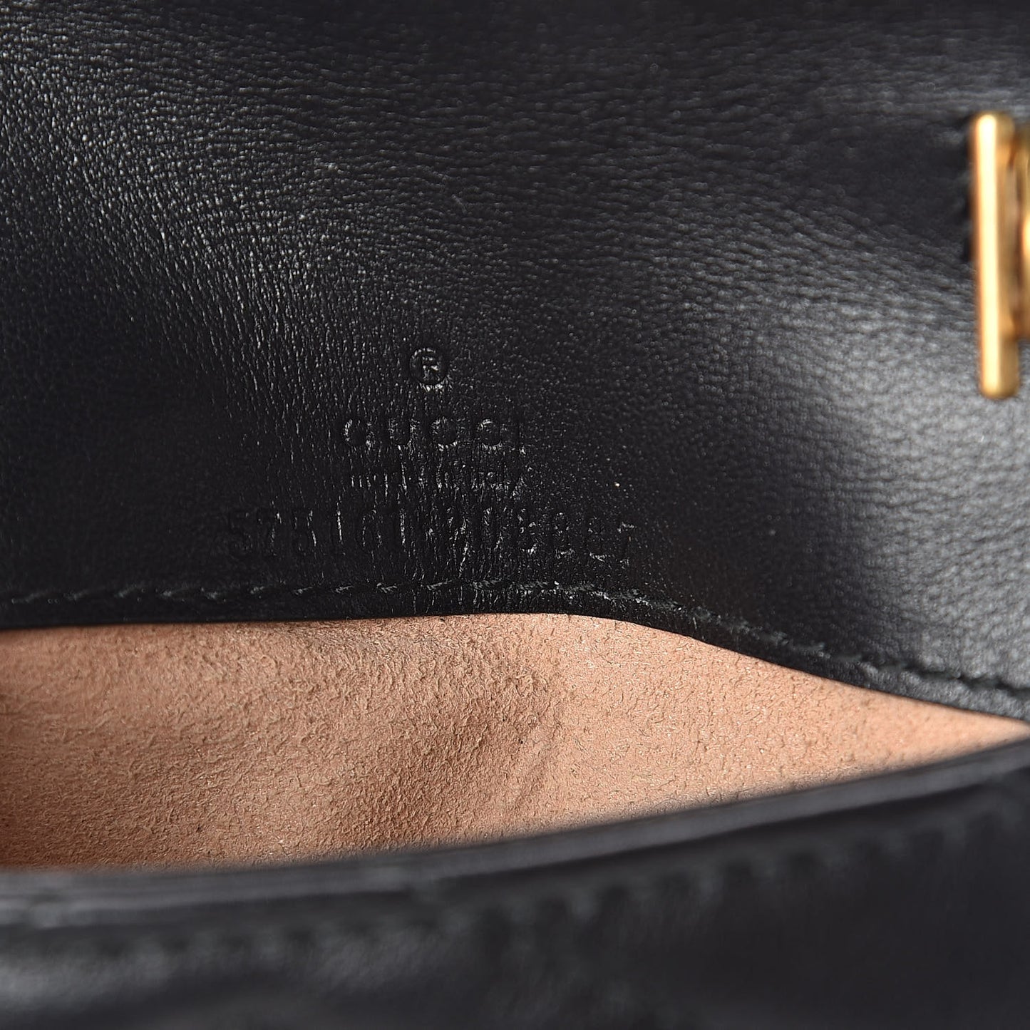 Calfskin Matelasse GG Marmont 2.0 Coin Purse On A Chain Black