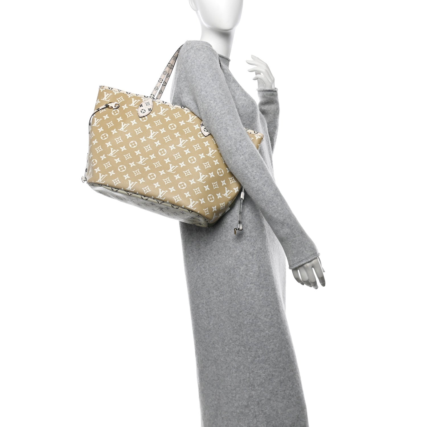Louis Vuitton Monogram Giant Neverfull MM Kaki 2 of 14