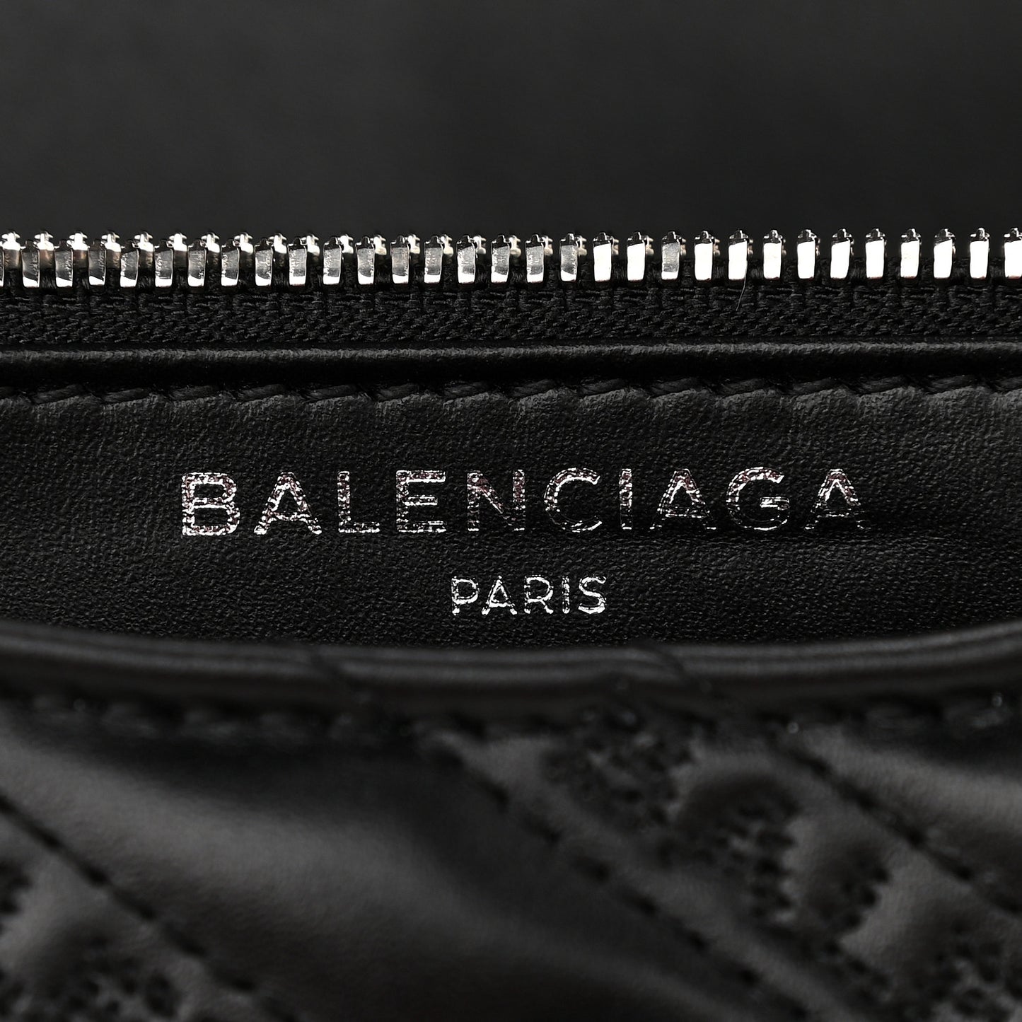 Calfskin Logo Matelasse S BB Round Shoulder Bag Black
