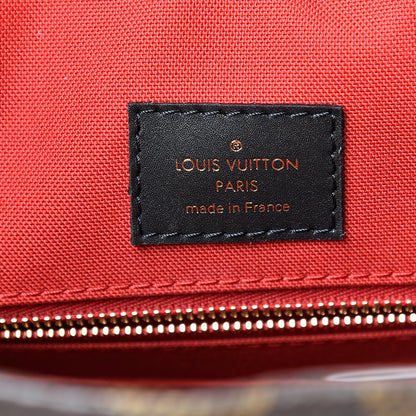 Louis Vuitton Reverse Monogram Giant Onthego MM 5 of 9