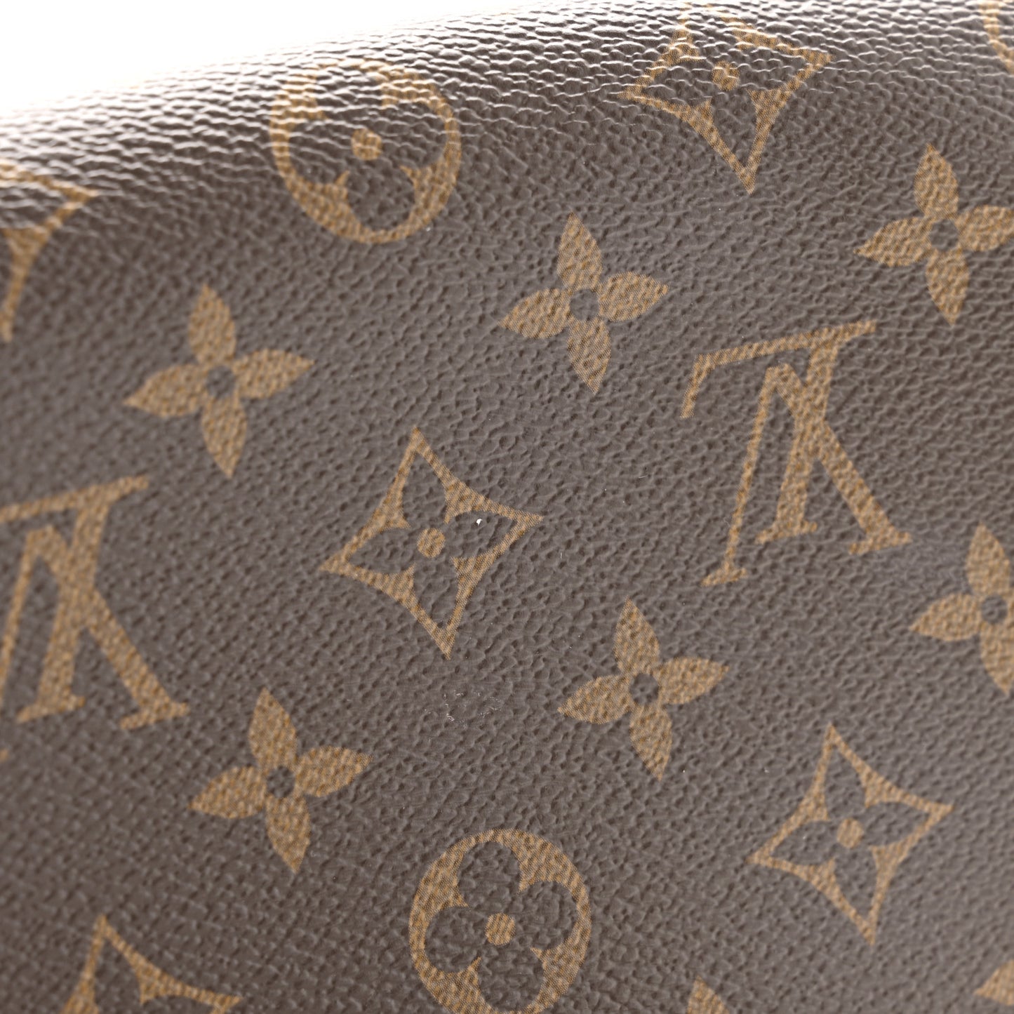 Reverse Monogram Dauphine Chain Wallet