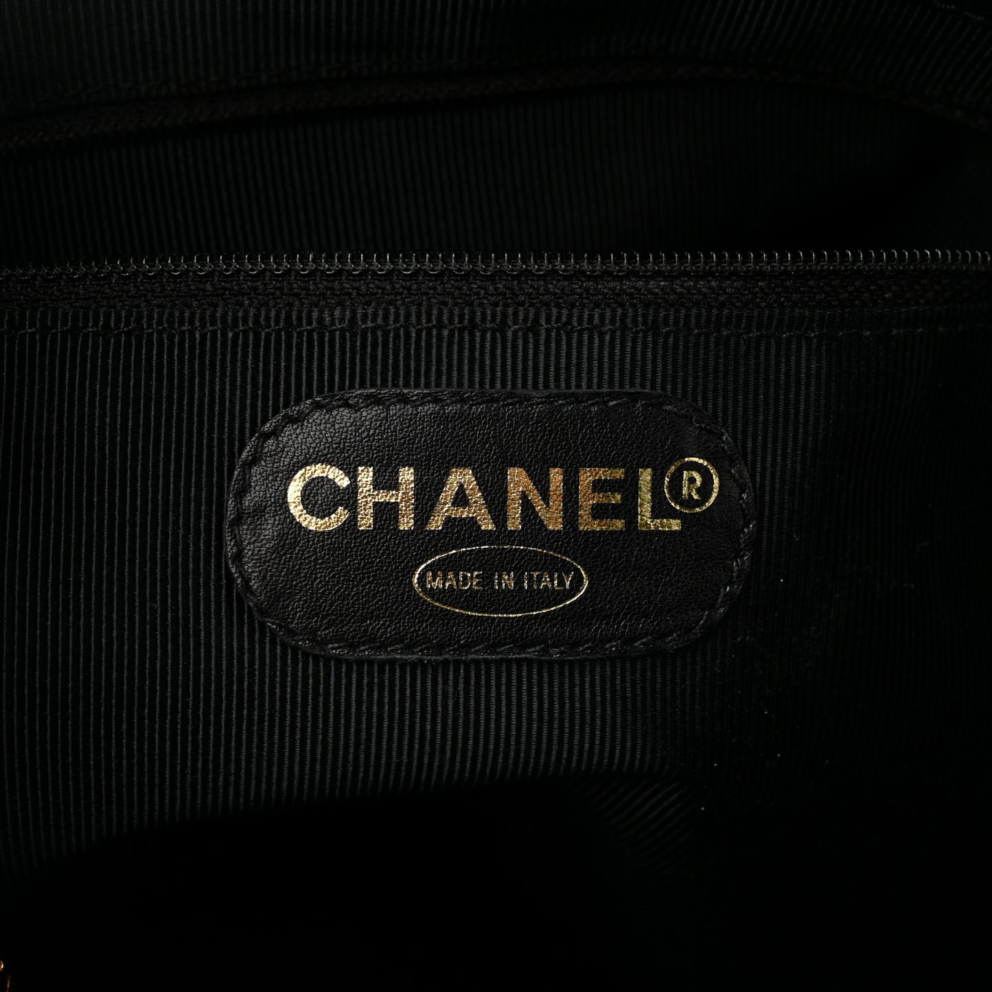 Caviar CC Shoulder Bag Black