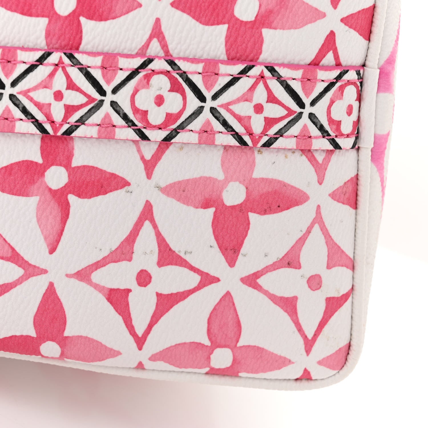 Louis Vuitton Monogram Giant By The Pool 2.0 Speedy Bandouliere 25 Rose 12 of 13