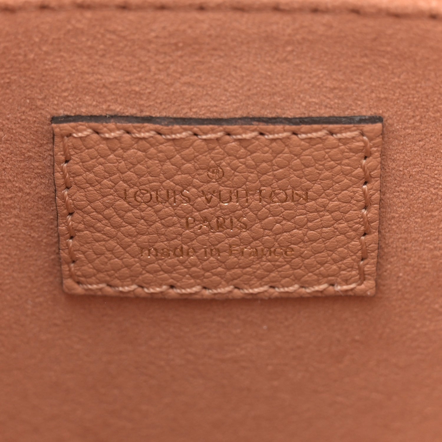 Louis Vuitton Empreinte Monogram Giant Onthego PM Arizona Creme 6 of 9