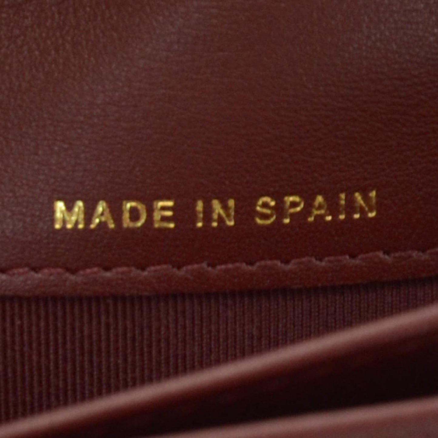 Caviar Quilted Yen Wallet Black