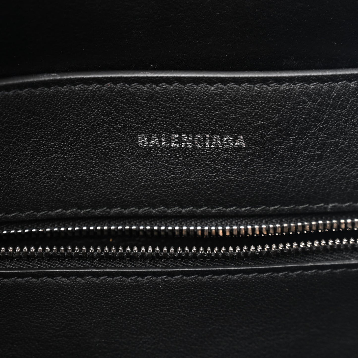 Calfskin XS Everyday Tote Balenciaga Grey Black