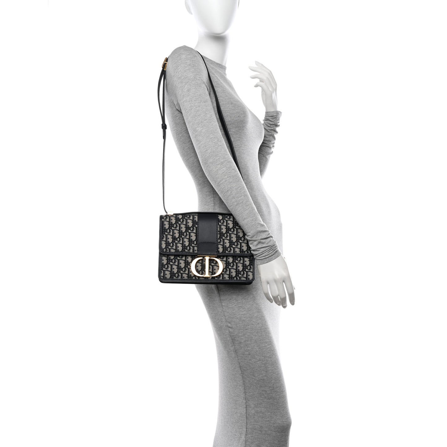 Oblique 30 Montaigne Flap Bag Blue