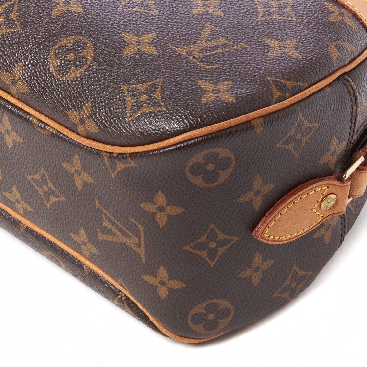 Louis Vuitton Monogram Blois 5 of 9