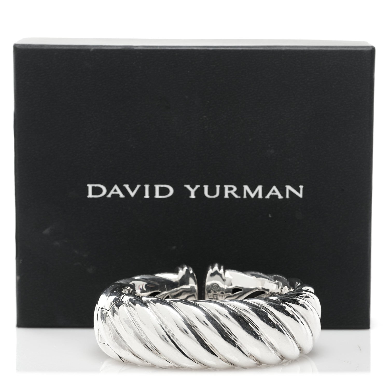 David Yurman Sterling Silver 25mm Waverly Bracelet 4 of 4