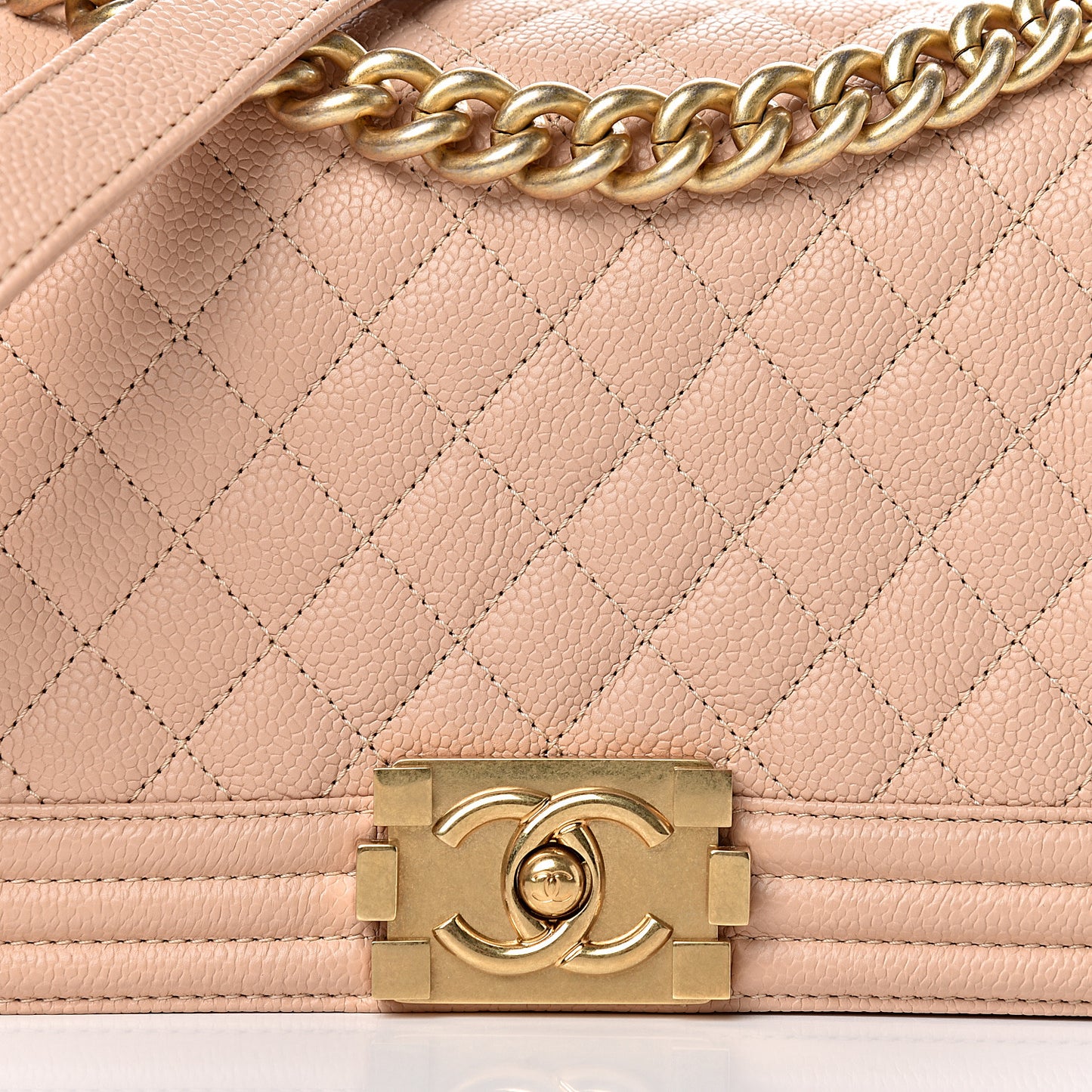 Caviar Quilted Medium Boy Flap Light Beige