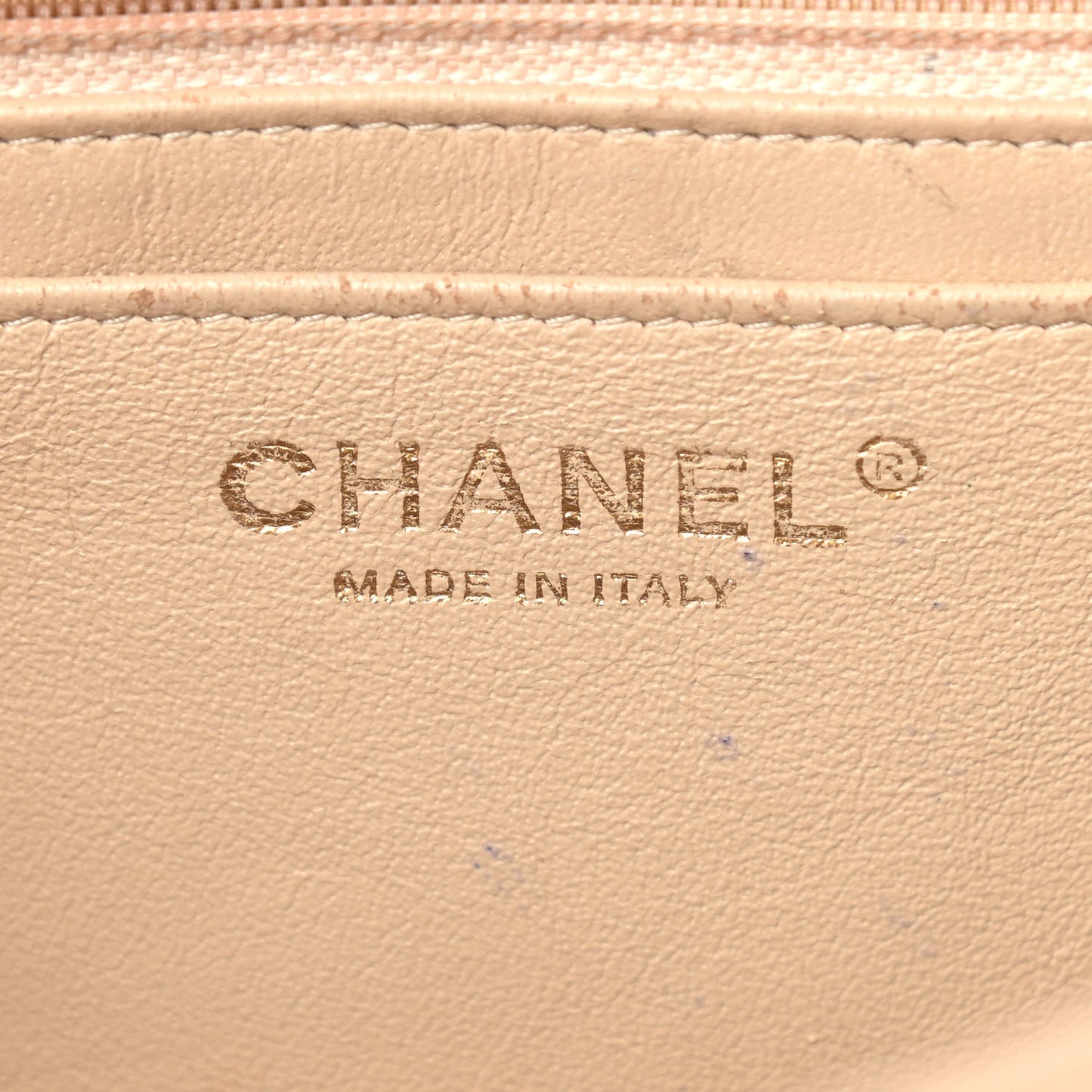 Caviar Quilted Jumbo Single Flap Beige Clair