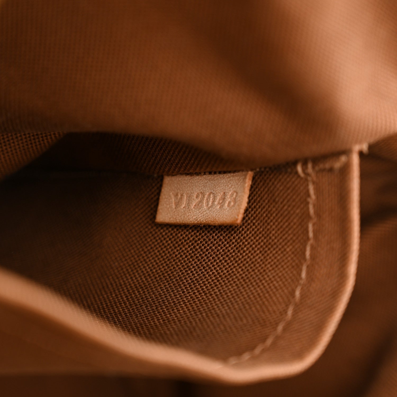 Louis Vuitton Monogram Tivoli PM 7 of 18