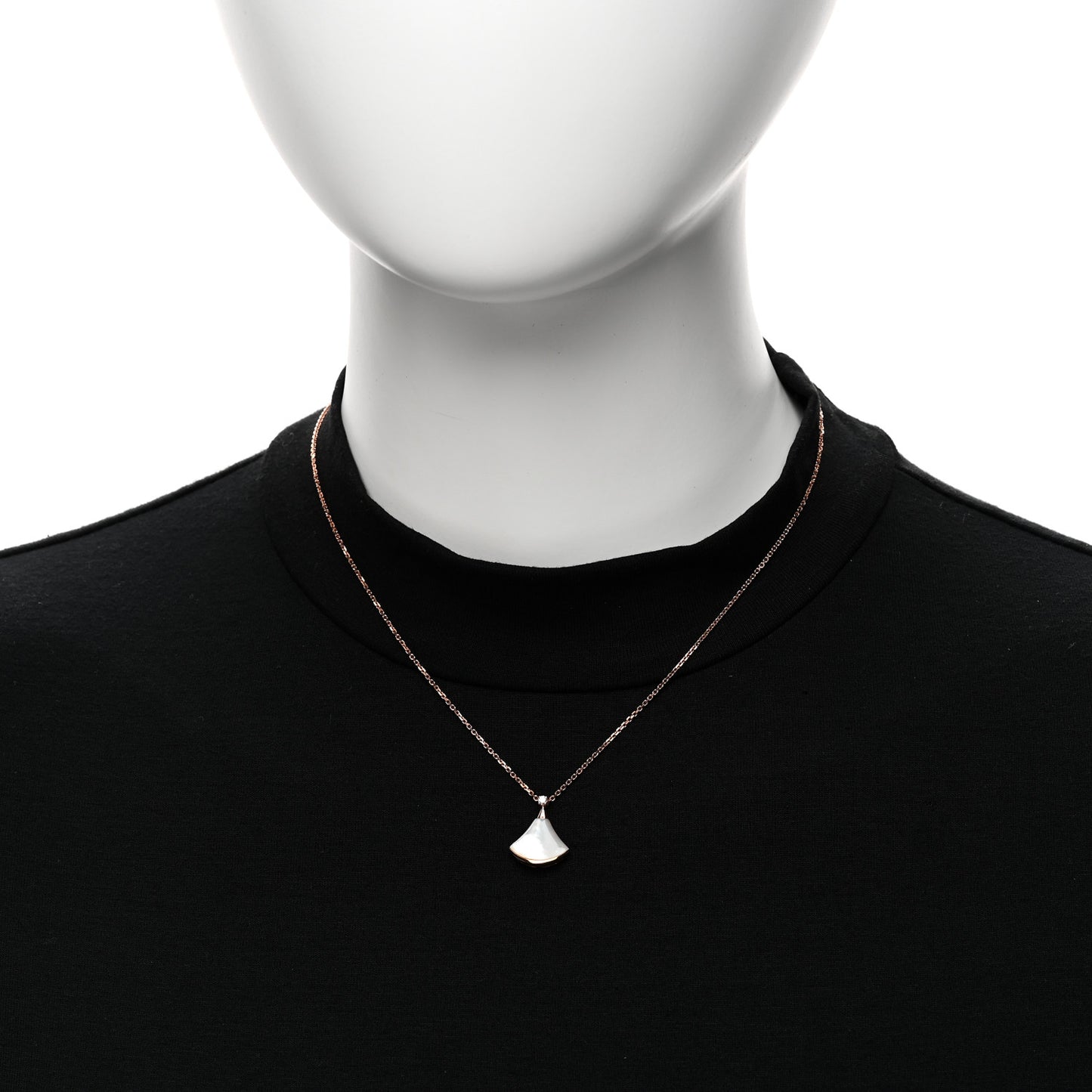 18K Rose Gold Diamond Mother of Pearl Small Divas' Dream Pendant Necklace
