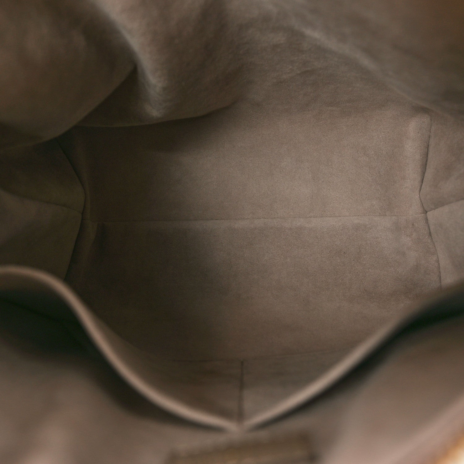 Louis Vuitton Empreinte Maida Hobo Tourterelle 5 of 9