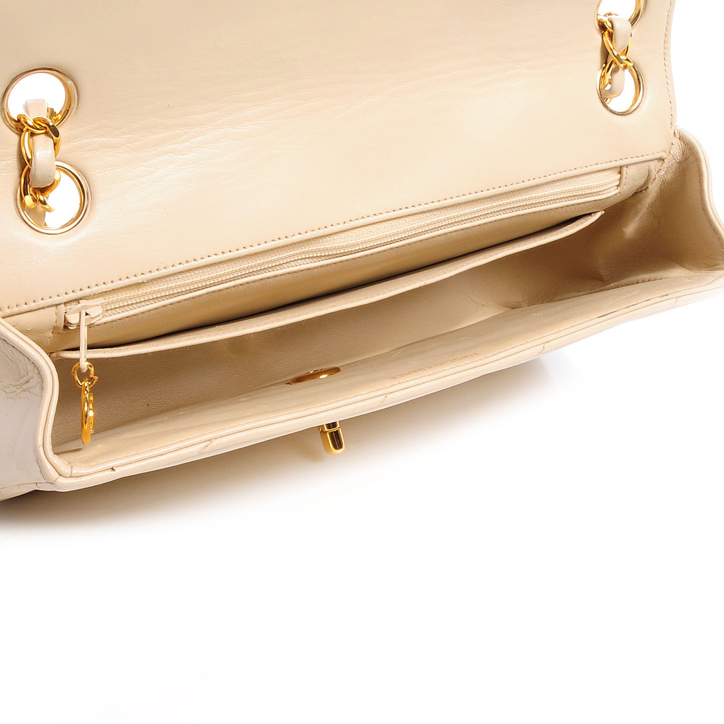 Lambskin Chevron Small Single Flap Beige