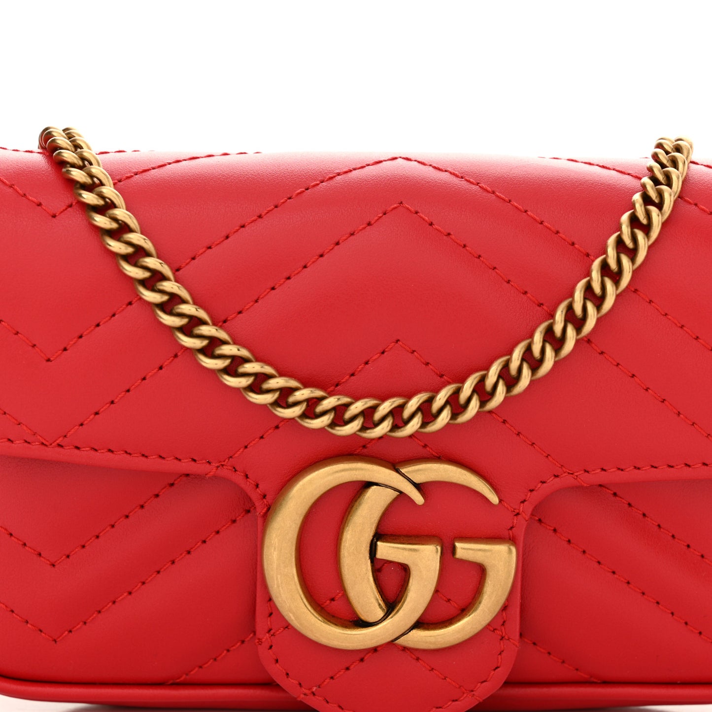 Calfskin Matelasse Super Mini GG Marmont Shoulder Bag Hibiscus Red