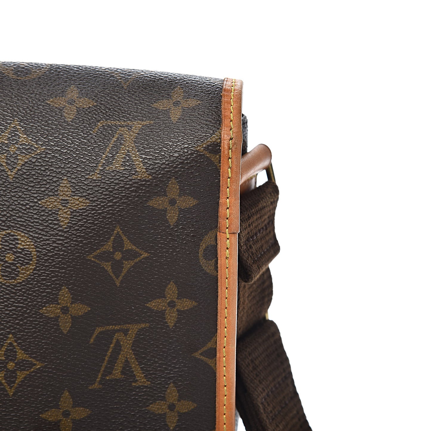 Monogram Bosphore PM Messenger