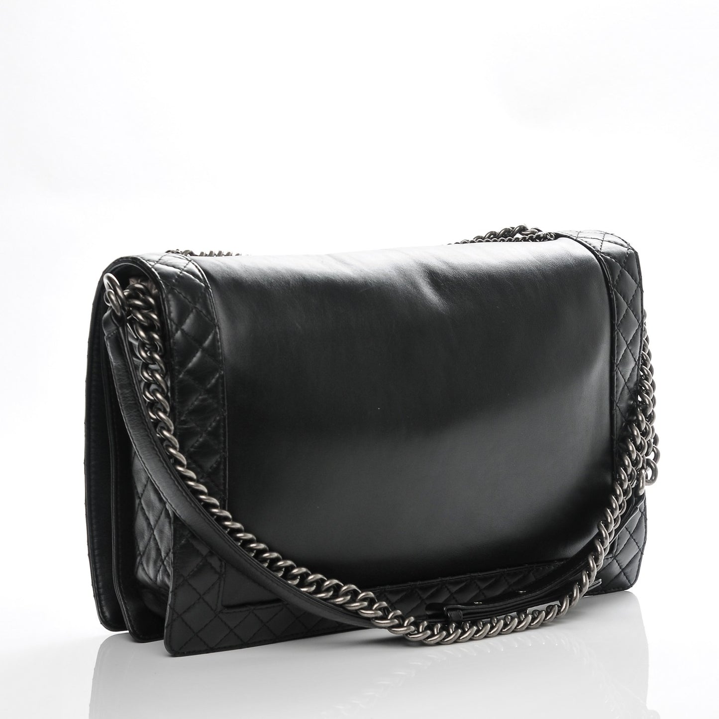 Calfskin Enchained XL Boy Flap Black
