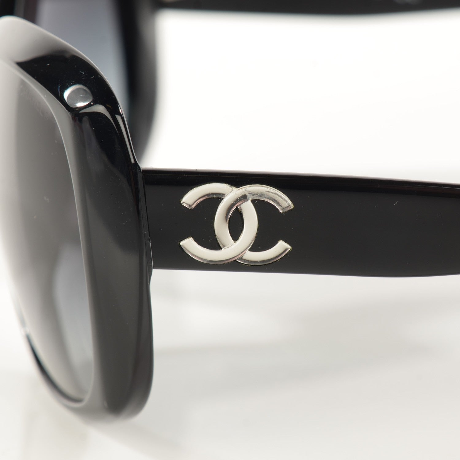 Chanel CC Sunglasses 5183 Black 5 of 6