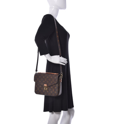 Louis Vuitton Monogram Pochette Metis 2 of 17