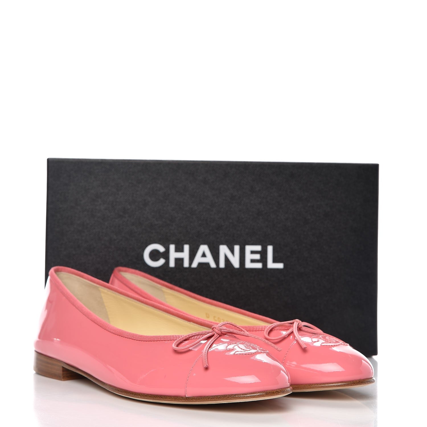 Chanel Patent Calfskin CC Cap Toe Ballerina Flats 39.5 Light Pink 9 of 9