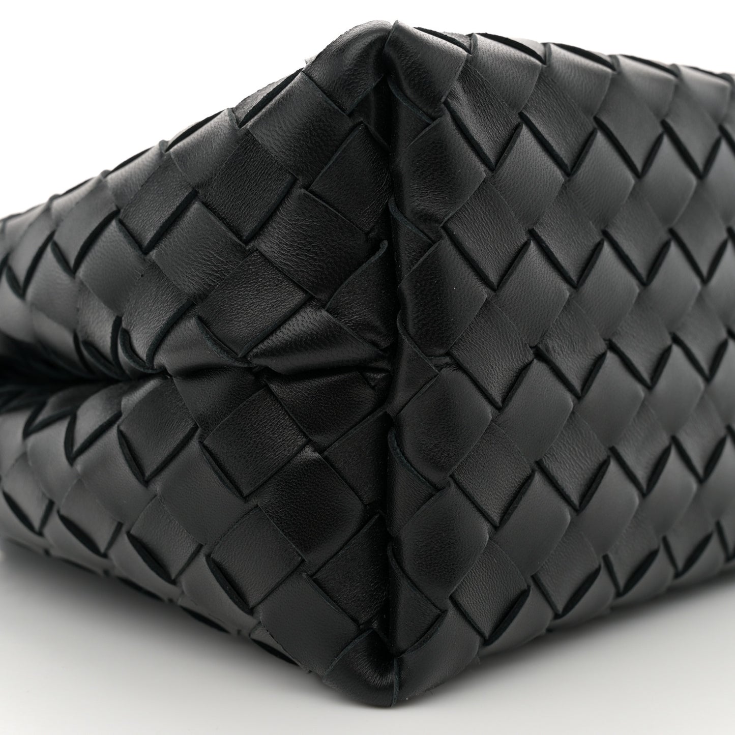 Nappa Intrecciato Medium Andiamo Shoulder Bag Black