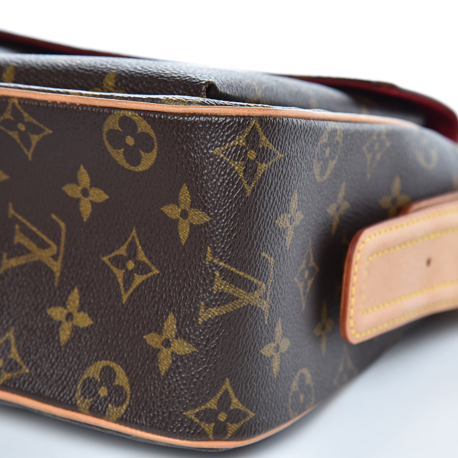 Louis Vuitton Monogram Viva-Cite GM 8 of 9