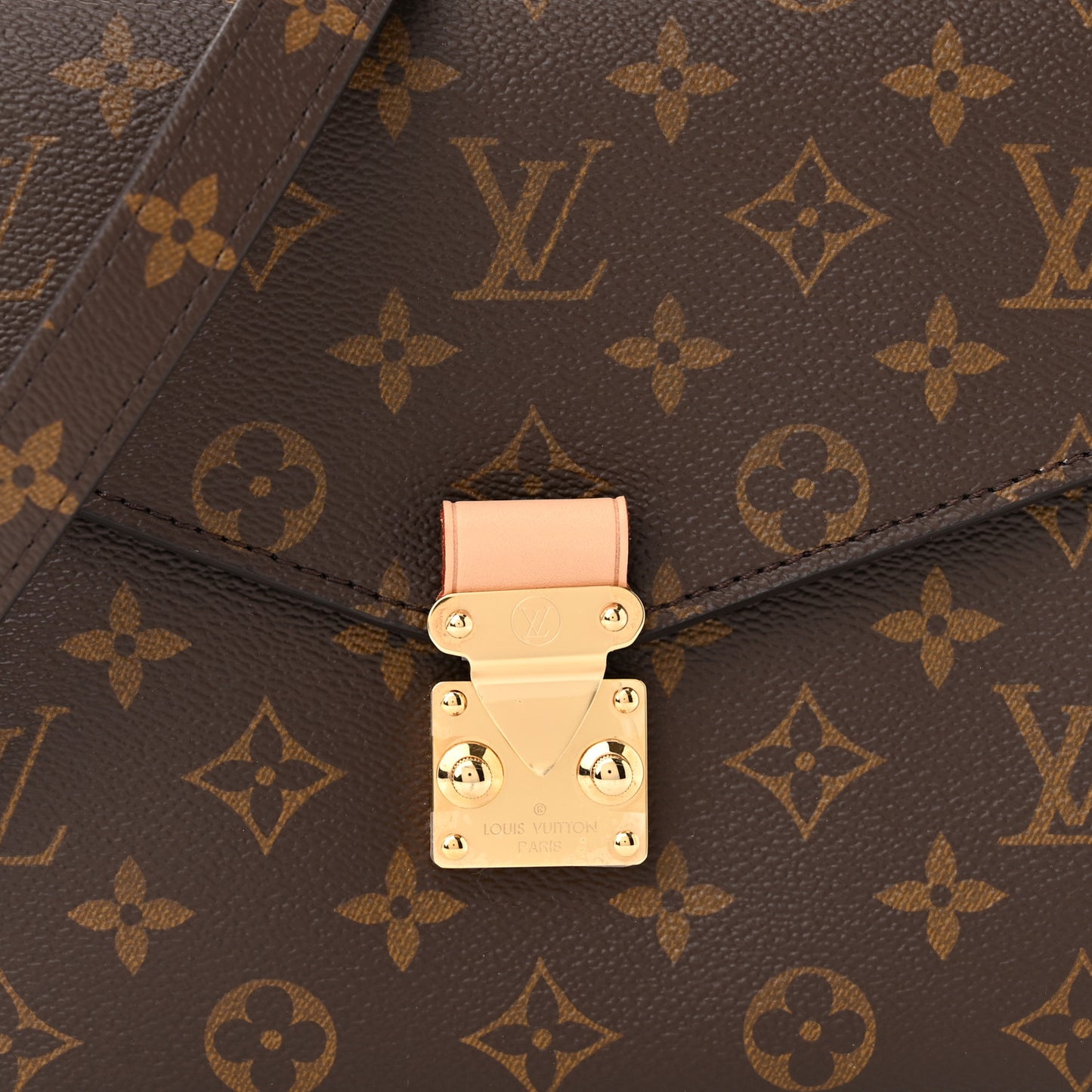 Monogram Pochette Metis