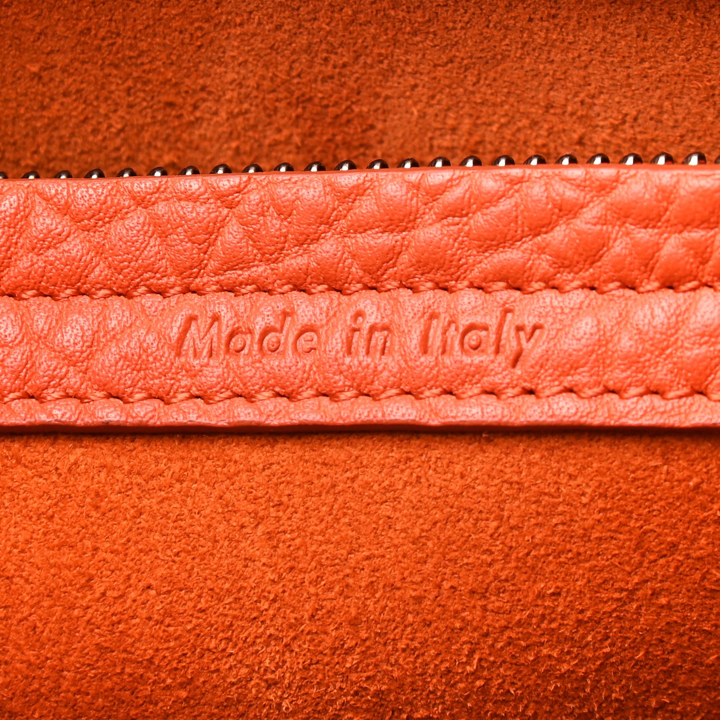 Medium Phantom Luggage Burnt Orange