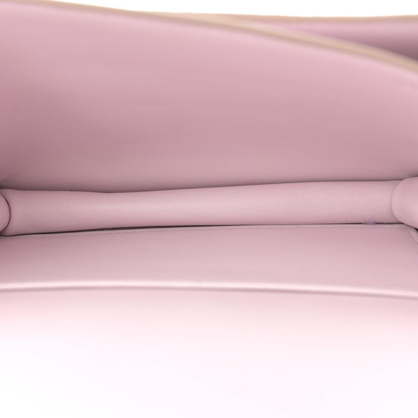 Chevre Mysore Constance 18 Mauve Pale