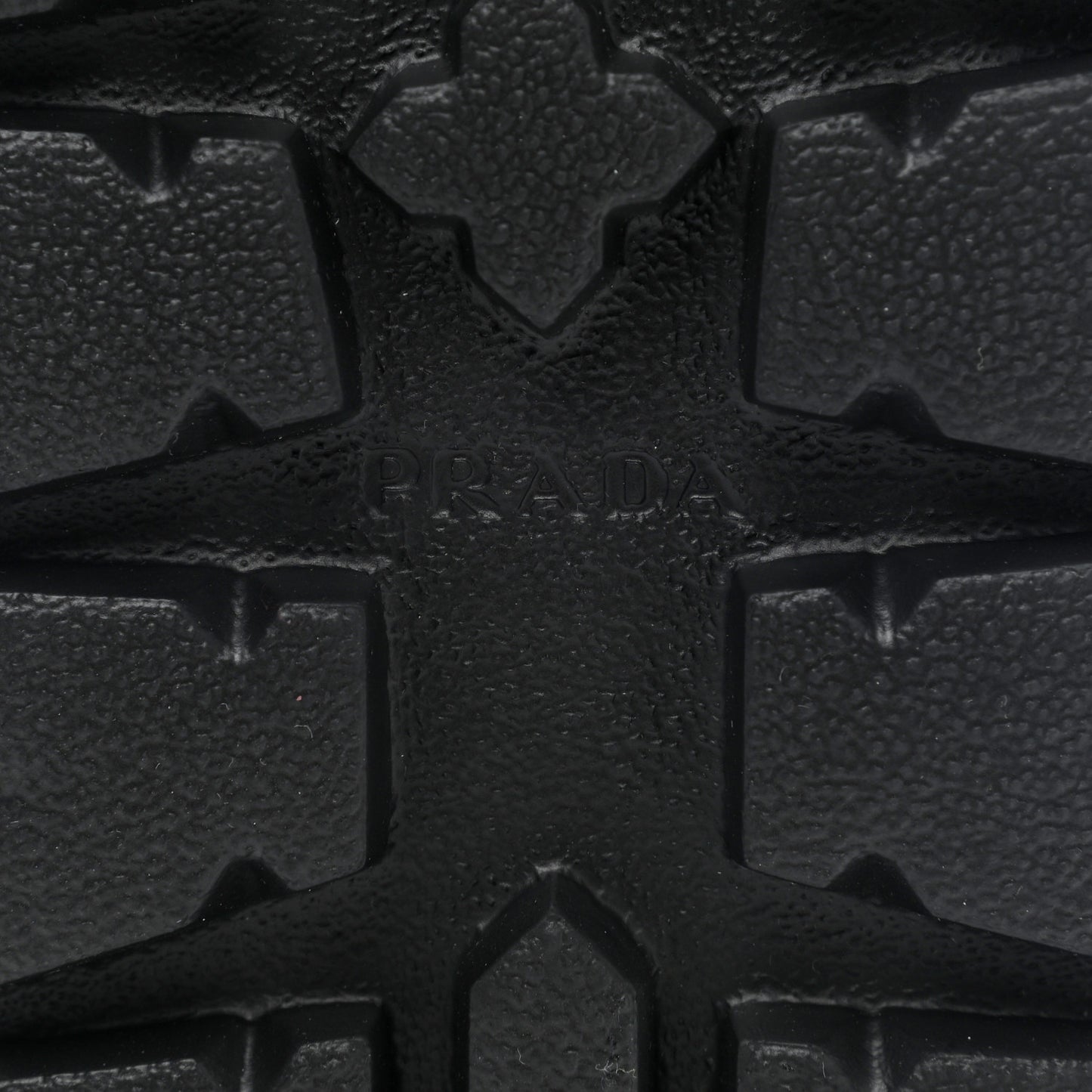 Re-Nylon Piuma Triangle Logo Padded Drawcord 20mm Snow Boots 37 Avorio