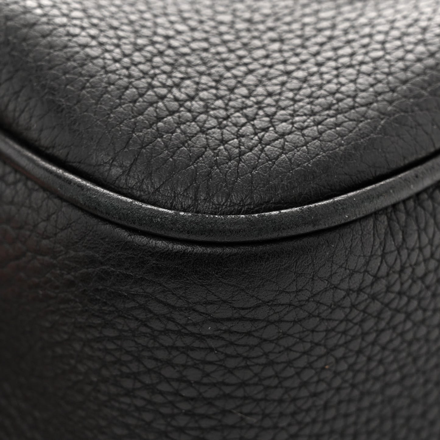 Pebbled Calfskin Small Soho Disco Bag Black