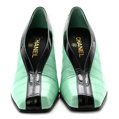 Chanel Crocodile Embossed Patent Calfskin Pumps 37.5 Green Black 3 of 10