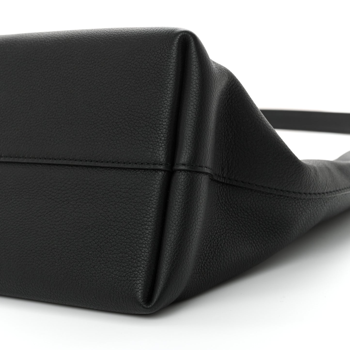 Calfskin Lockme Hobo Black