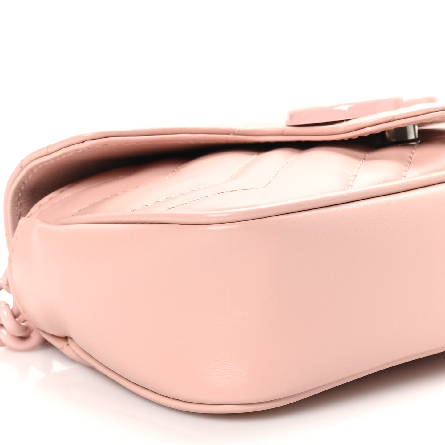 Calfskin Matelasse Monochrome GG Marmont Chain Belt Bag Perfect Pink