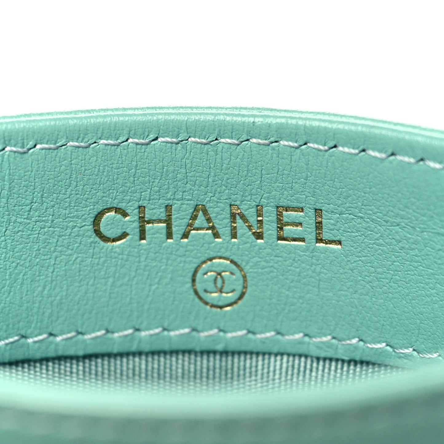 Lambskin Quilted Chanel 19 Card Holder Green