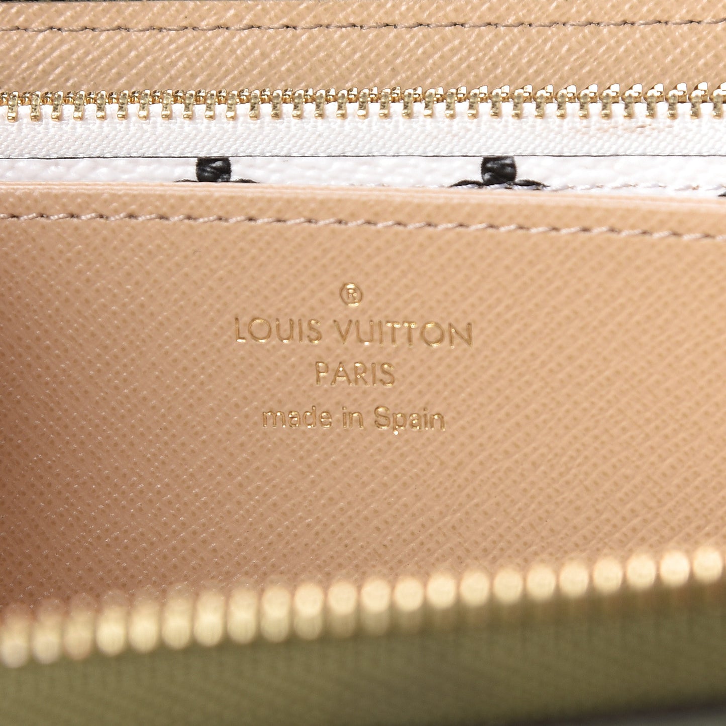 Monogram Giant Zippy Wallet Kaki White