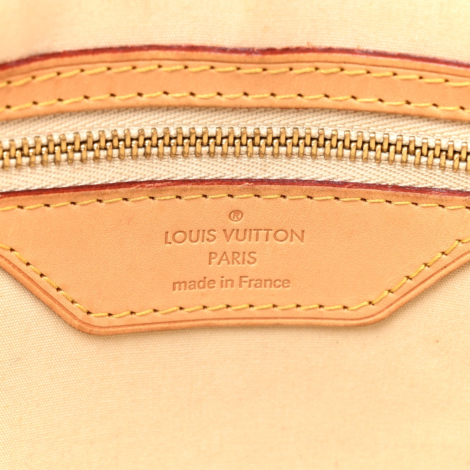 Louis Vuitton Vernis Brea MM Blanc Corail 6 of 19