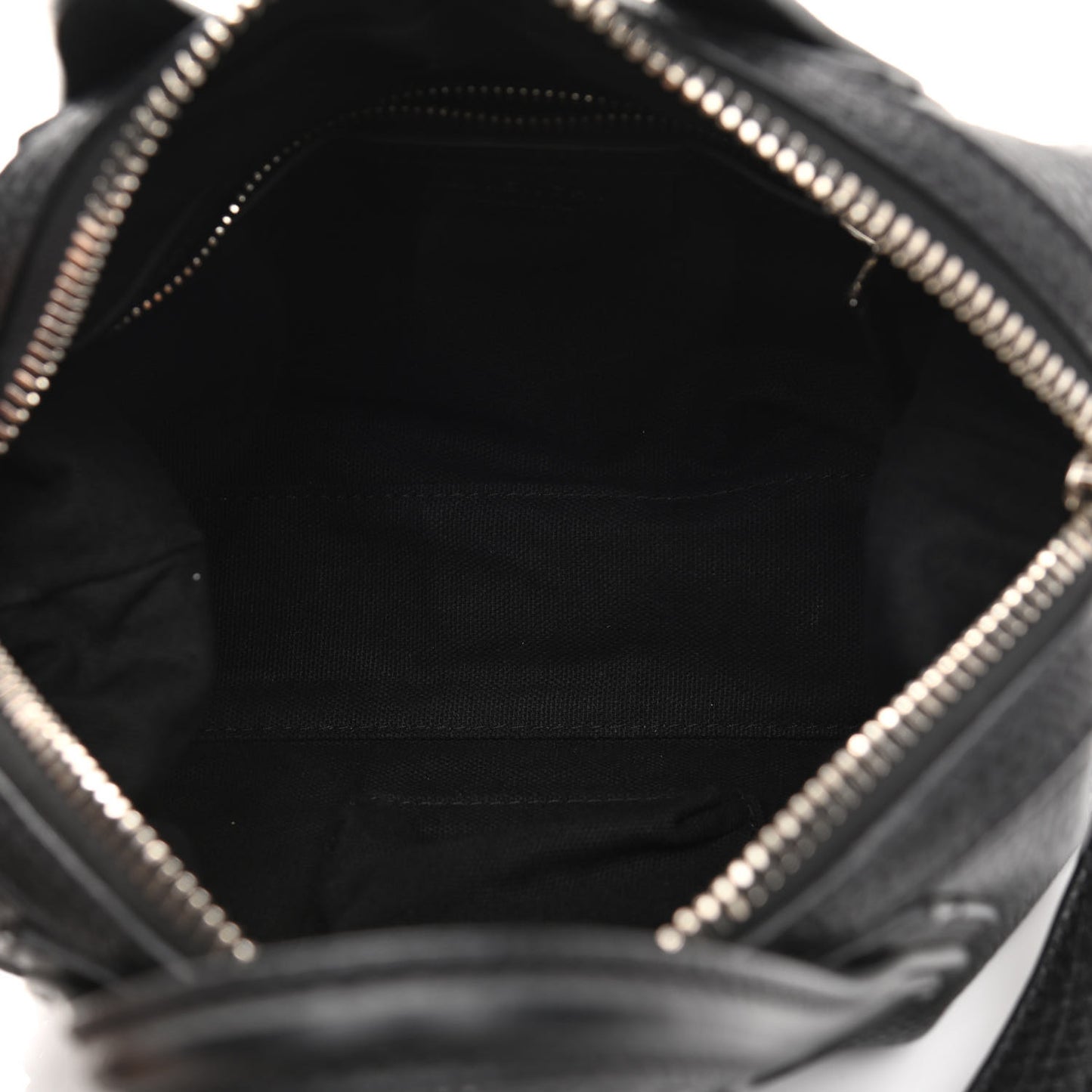 Pebbled Calfskin Small Nightingale Black