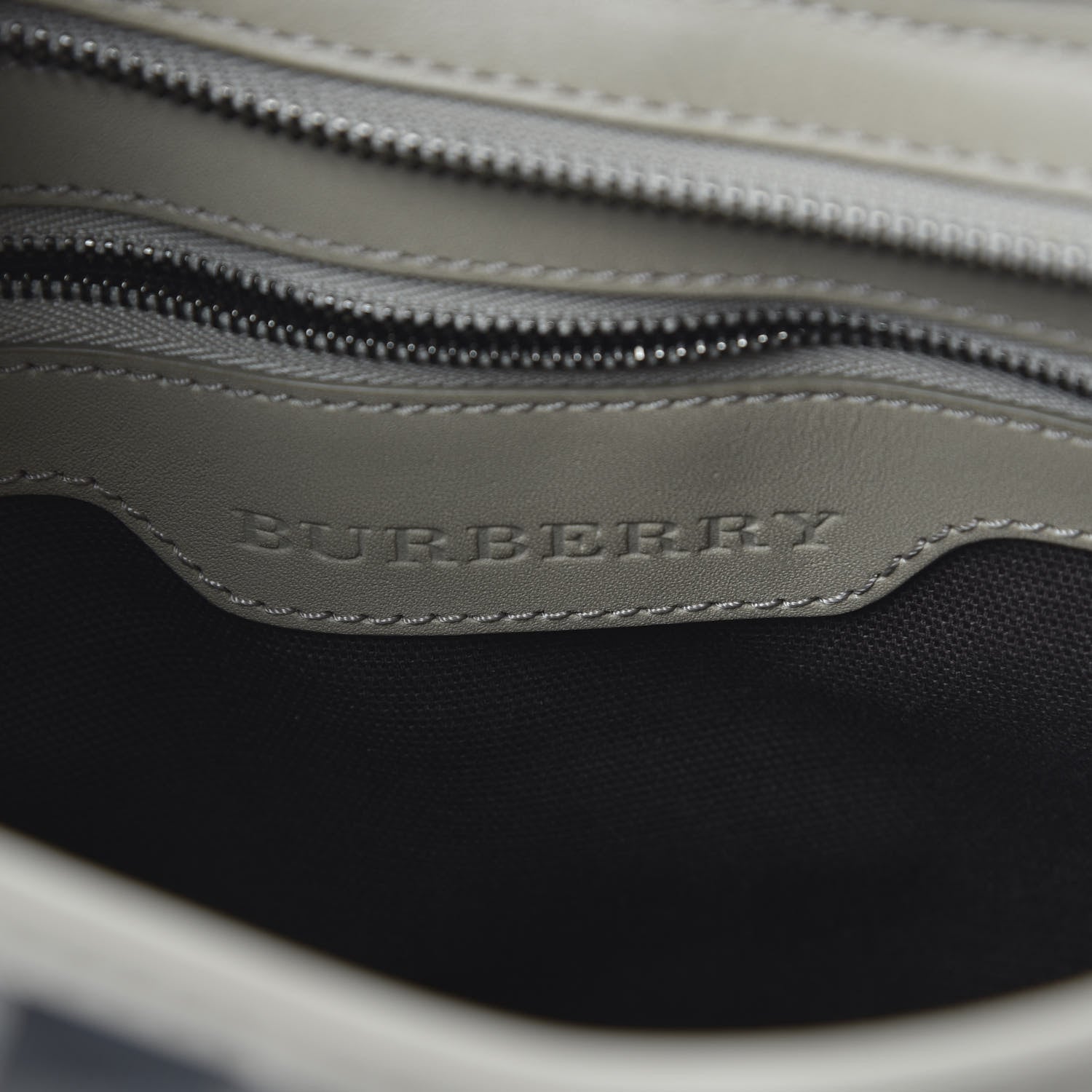 Burberry Smoked Check Hartham Shoulder Bag Trench 8 of 11