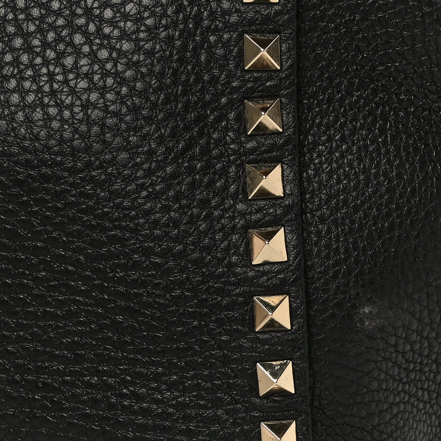Valentino Garavani Pebbled Calfskin Medium Rockstud Tote Black 10 of 10