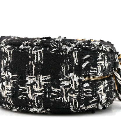 Chanel Tweed Quilted 19 Round Clutch With Chain Black White 9 of 10