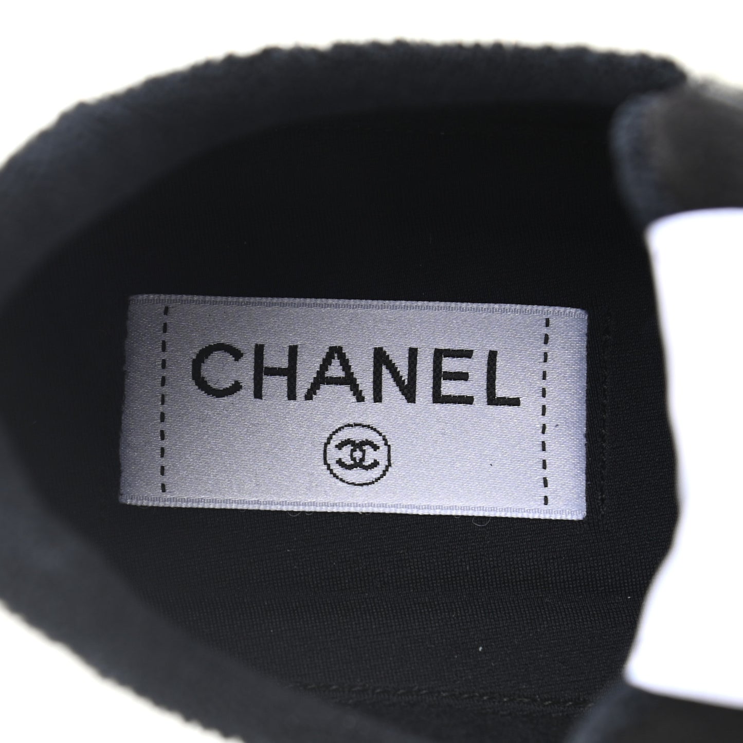 Grained Calfskin Fabric Womens Logo Sneakers 41 White Black