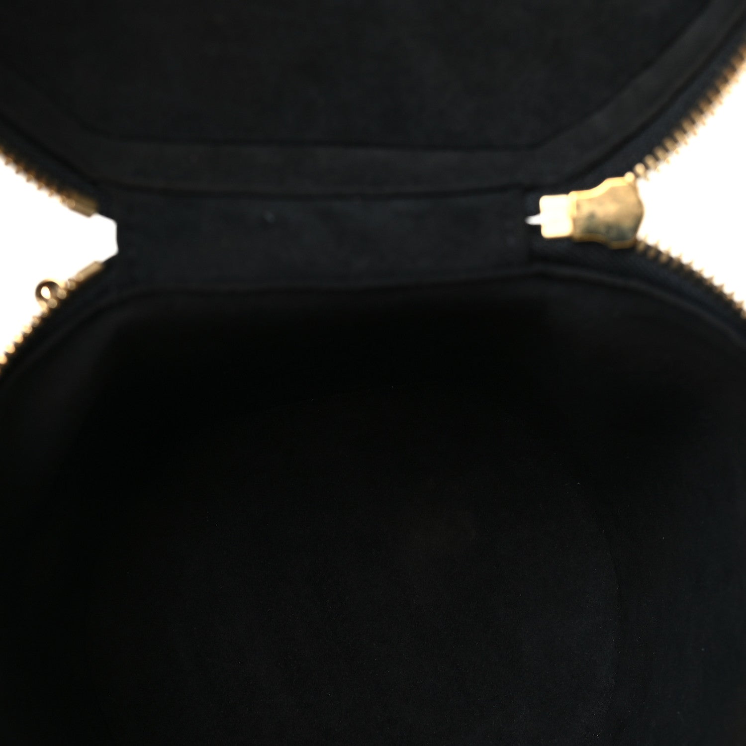 Louis Vuitton Reverse Monogram Cannes 5 of 9