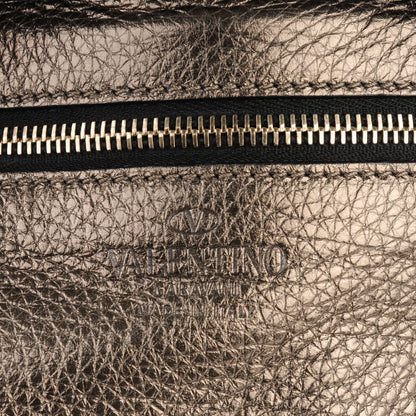 Valentino Garavani Metallic Pebbled Calfskin Small Rockstud Flip-Lock Messenger Bag Sasso 6 of 7