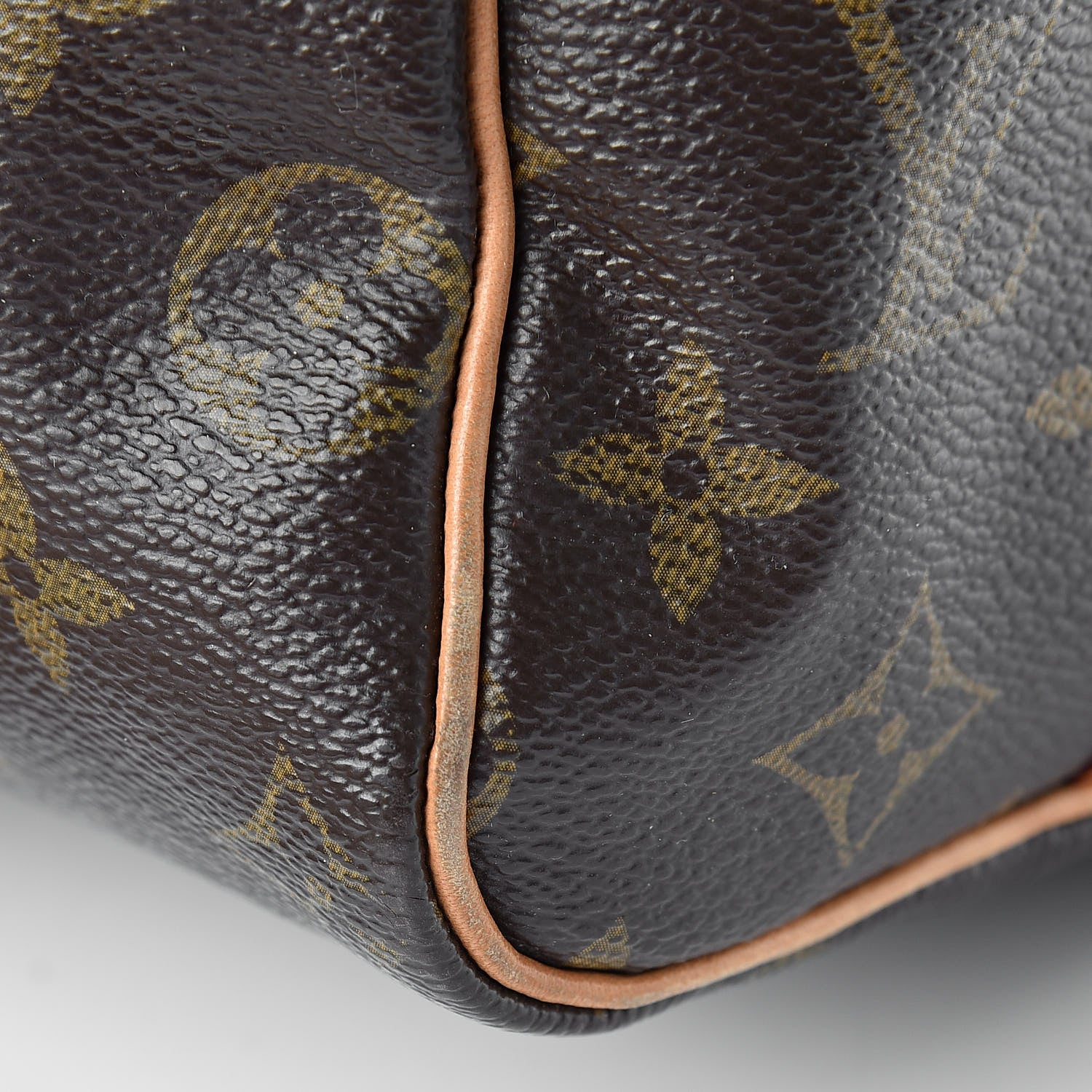 Louis Vuitton Monogram Speedy Bandouliere 25 12 of 17