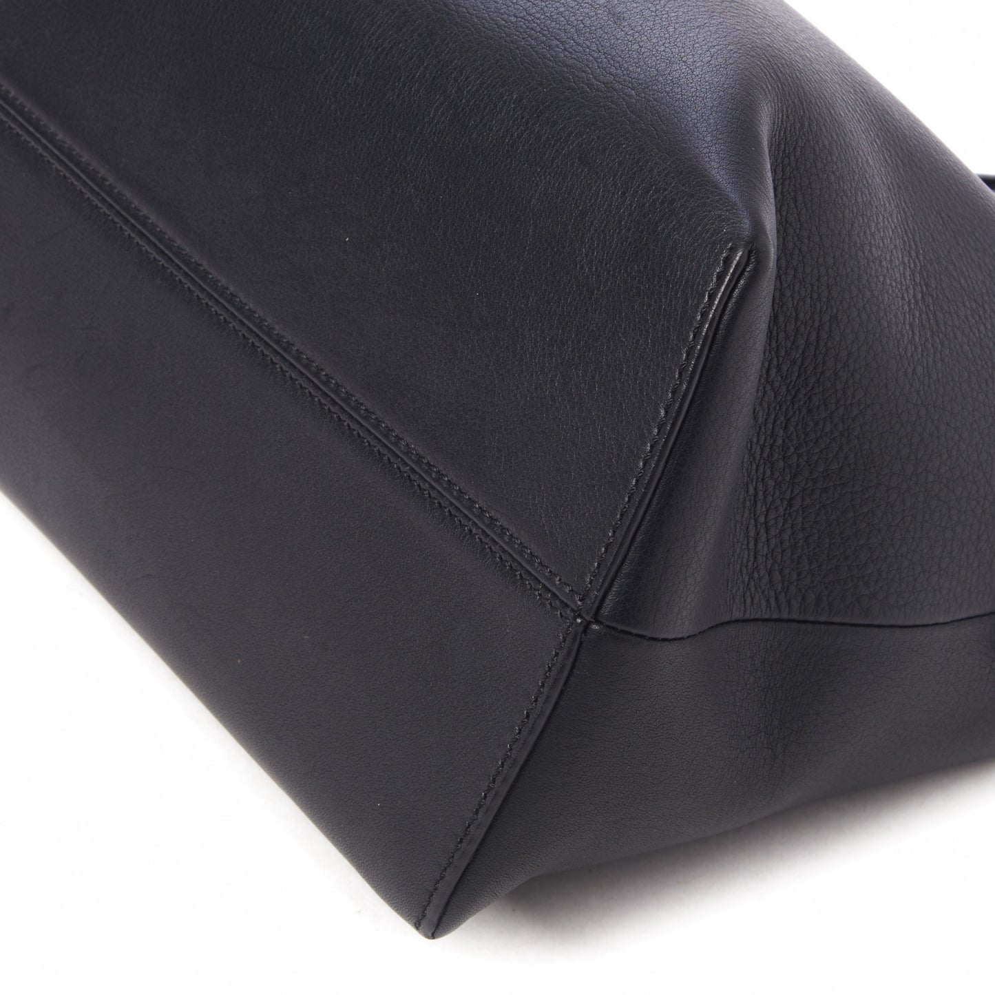 Vitello Dolce Marmol Large By The Way Boston Bag Black